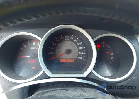 2011 Toyota Tacoma Prerunner V6 из США, поврежденный, VIN 3TMJU4GN9BM114077